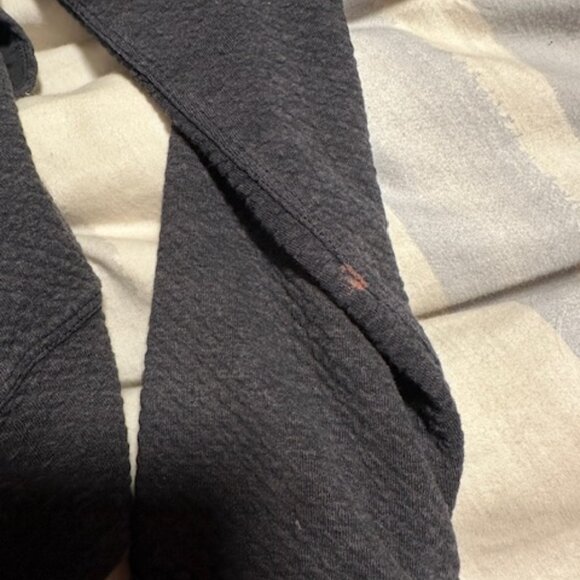 Lululemon Size 8 hoodie - Picture 4 of 4